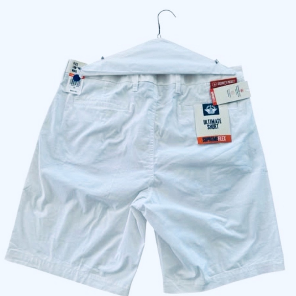 DOCKERS shorts men W38 white NWT Macy’s $60 MSRP Movie and TV Clothes #preppy - Picture 2 of 5